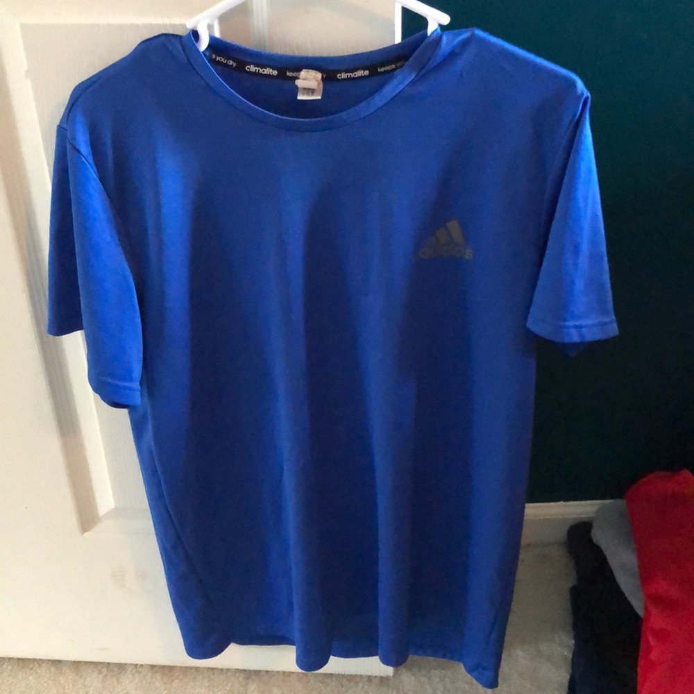 Adidas ClimaLite T - Size Large